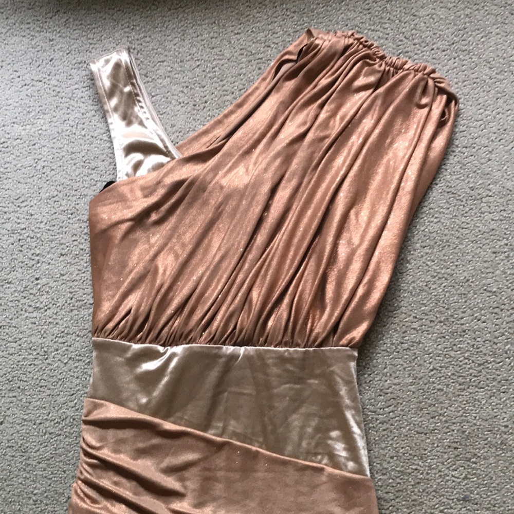 Bebe Rose gold party dress - Picture 2 of 3